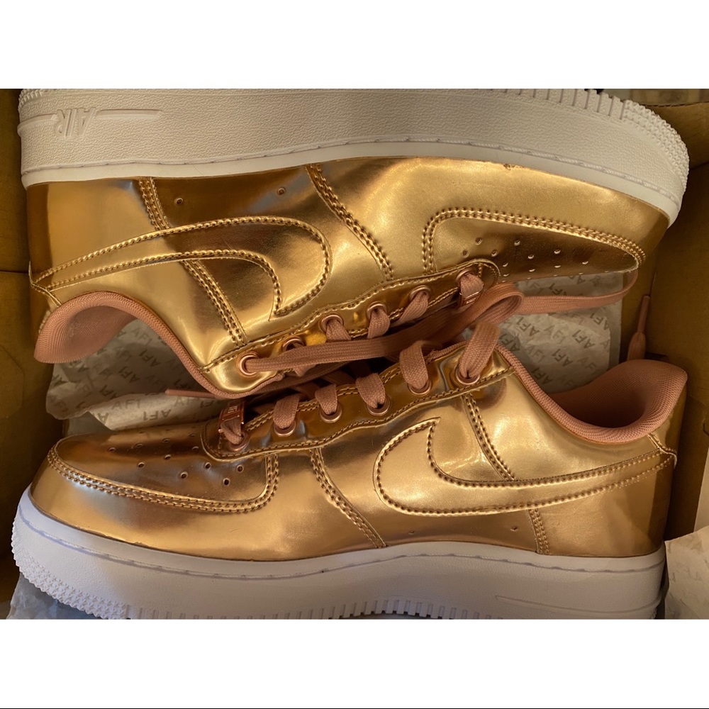 Nike Women’s Air Force Rose Gold